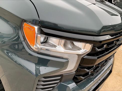 Used 2025 Chevrolet Silverado 1500 LT Trail Boss w/ Convenience Package II AWD/4WD image 27