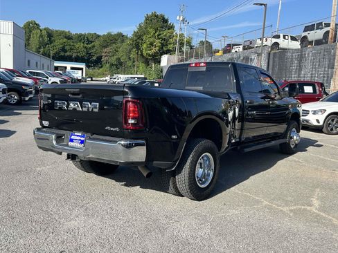 Used 2026 RAM 3500 Tradesman AWD/4WD image 7