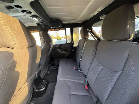 Used 2013 Jeep Wrangler Unlimited Sport image 12