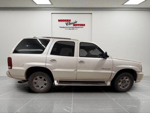 Used 2004 Cadillac Escalade AWD image 8