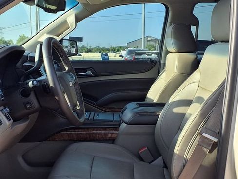 Used 2015 Chevrolet Tahoe LTZ RWD image 7