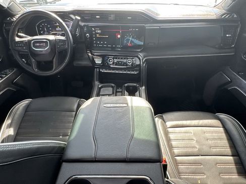 Used 2024 GMC Sierra 2500 AT4X w/ AT4X AEV Edition image 22