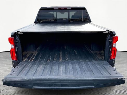 Used 2023 Chevrolet Silverado 1500 ZR2 w/ Technology Package image 18