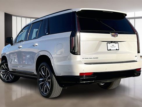 Used 2023 Cadillac Escalade Sport Platinum image 12