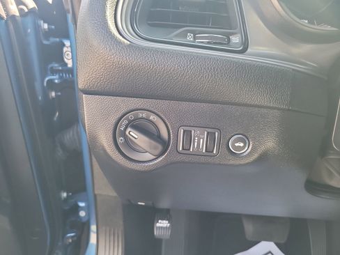 Used 2023 Dodge Challenger SXT AWD/4WD image 17