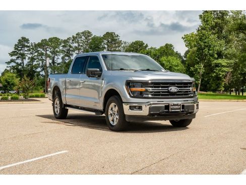Used 2024 Ford F150 XLT w/ Mobile Office Package AWD/4WD image 3