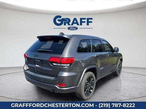 Used 2020 Jeep Grand Cherokee Altitude RWD image 8
