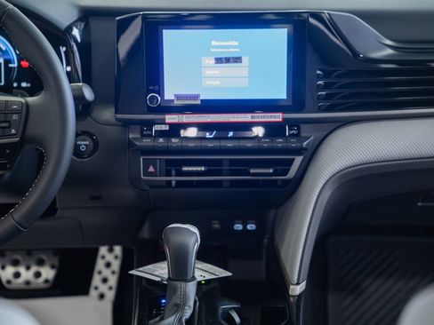New 2026 Toyota Camry SE FWD image 19