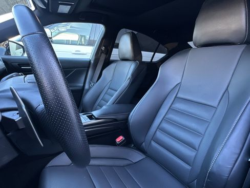 Used 2023 Lexus IS 350 F Sport image 21