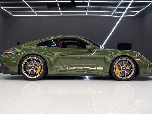 Used 2022 Porsche 911 GT3 RWD image 6