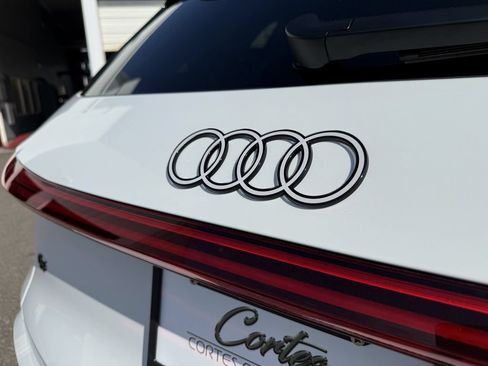 Used 2025 Audi Q5 Premium Plus AWD/4WD image 10