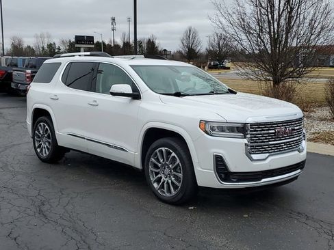 Used 2022 GMC Acadia Denali w/ Denali Ultimate Package image 2