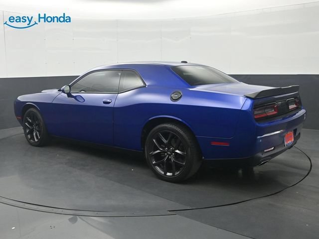 Used 2021 Dodge Challenger SXT w/ Driver Convenience Group RWD image 5