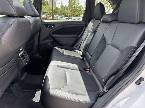 Certified 2025 Subaru Forester Touring AWD/4WD image 23