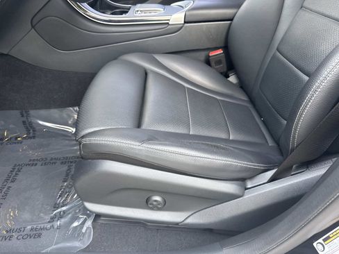 Certified 2022 Mercedes-Benz GLC 300 4MATIC Coupe image 17