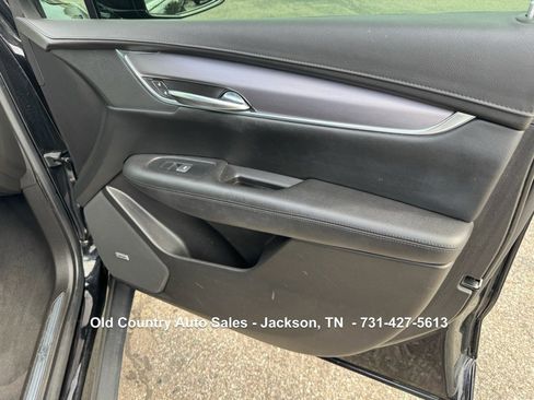 Used 2017 Cadillac XT5 Premium Luxury FWD image 14
