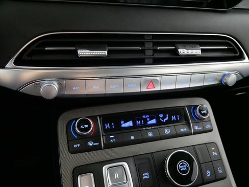 Used 2022 Hyundai Palisade Limited w/ Cargo Package image 23