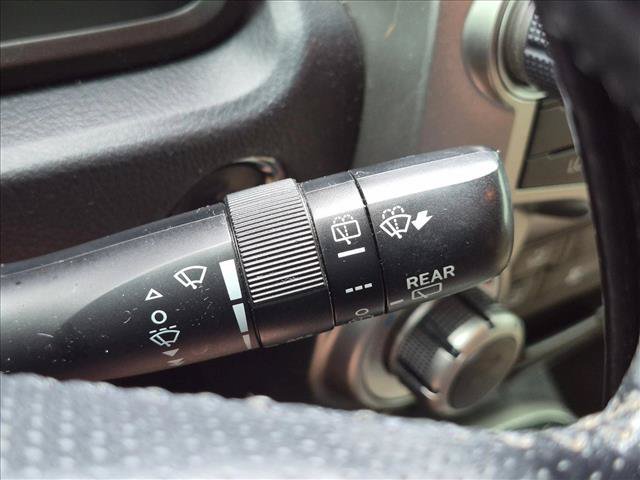 Used 2011 Toyota 4Runner Limited AWD/4WD image 6