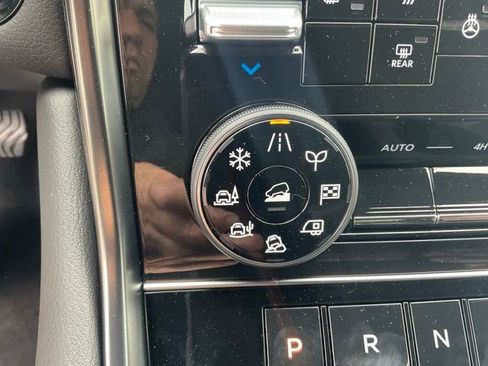 New 2025 Nissan Armada PRO-4X image 24