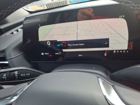 New 2026 Chevrolet Traverse Z71 w/ LPO, Floor Liner Package image 9