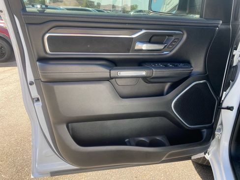 Used 2025 RAM 1500 Laramie AWD/4WD image 11
