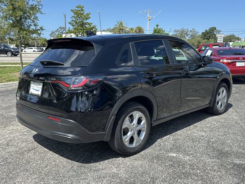 Used 2024 Honda HR-V LX image 5
