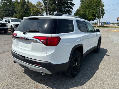 Used 2018 GMC Acadia SLT FWD image 5