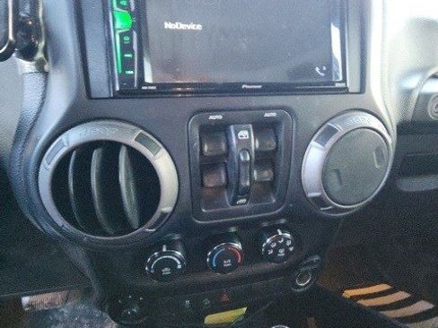 Used 2013 Jeep Wrangler Unlimited Sport image 27