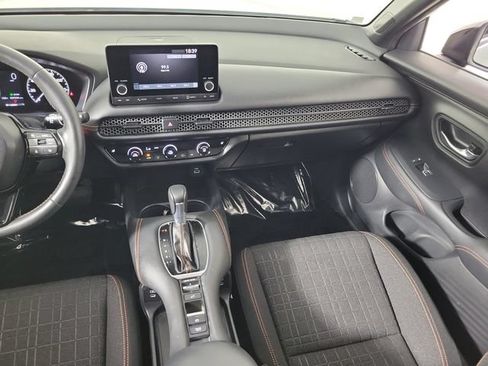 Used 2024 Honda HR-V Sport image 17