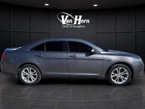 Used 2013 Ford Taurus SEL image 2