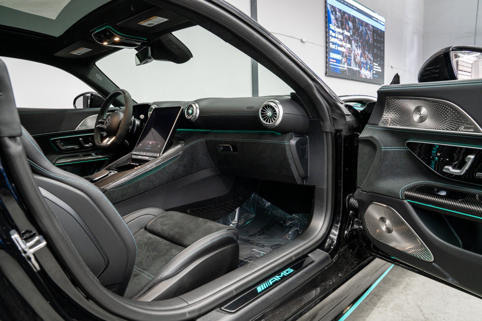 Used 2025 Mercedes-Benz AMG GT 63 image 26