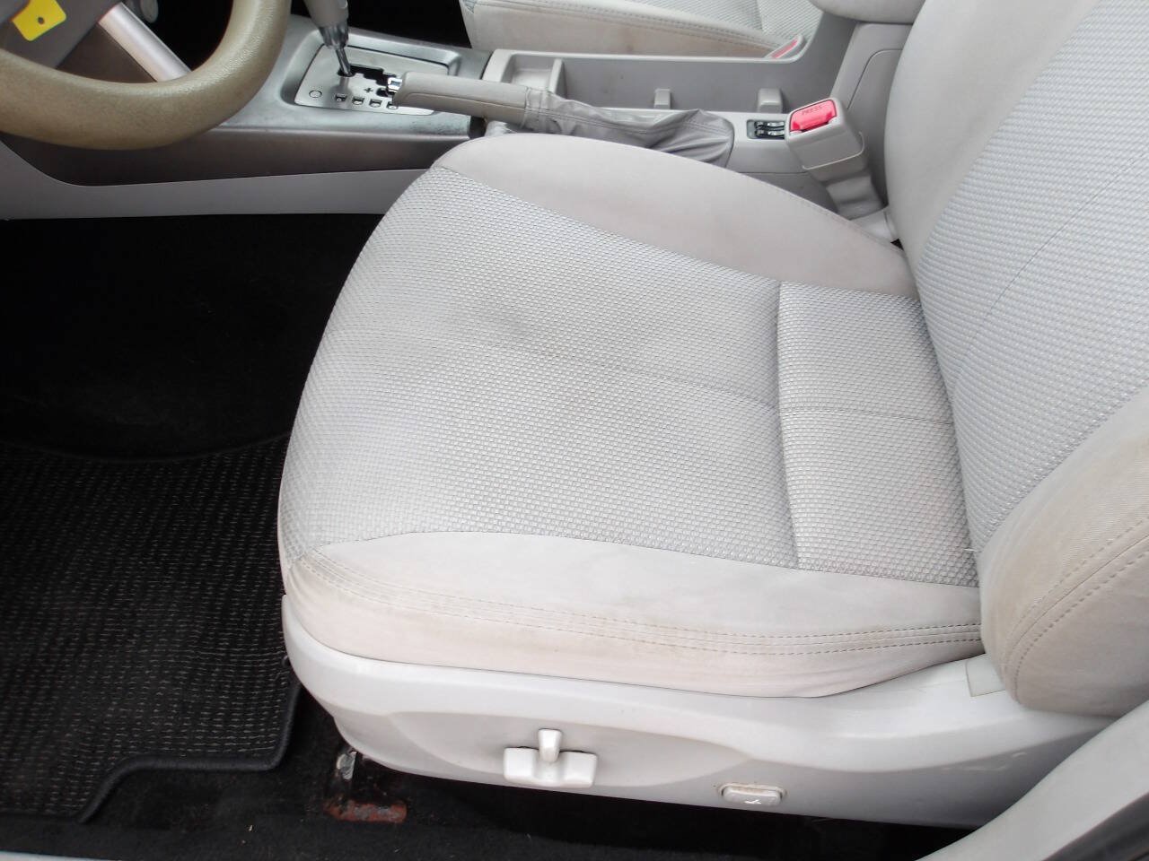 Used 2013 Subaru Forester 2.5X Premium w/ All-Weather Pkg AWD/4WD image 18