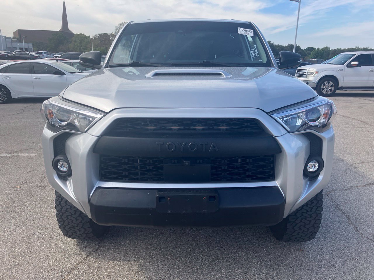 Used 2022 Toyota 4Runner TRD Off-Road Premium AWD/4WD image 2