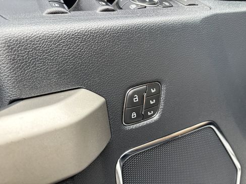 Used 2022 Ford F250 Lariat w/ Lariat Ultimate Package image 23