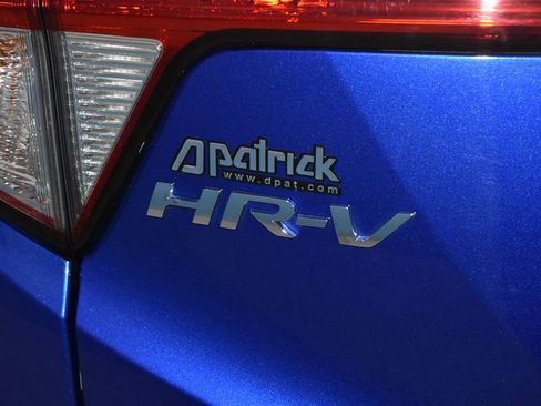 Used 2019 Honda HR-V Touring image 32