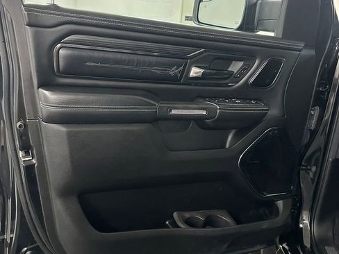 Used 2022 RAM 1500 Limited image 8
