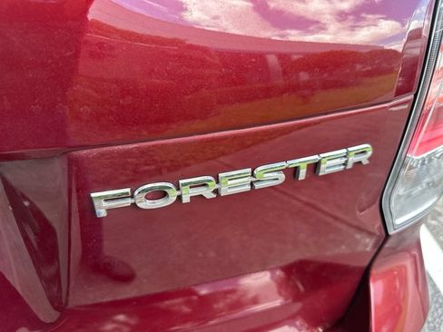 Used 2018 Subaru Forester 2.5i Premium AWD/4WD image 21