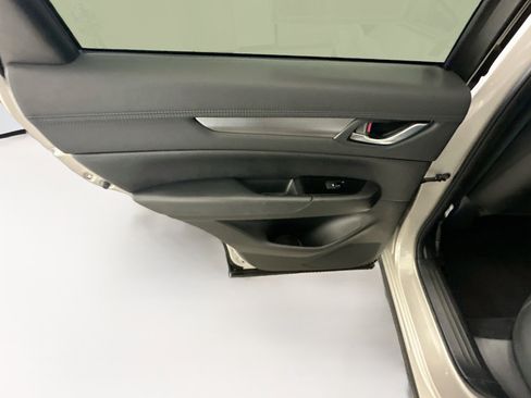 Used 2025 MAZDA CX-5 AWD 2.5 S w/ Preferred Package image 27