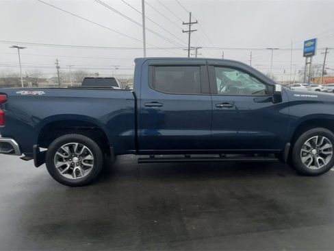 Used 2022 Chevrolet Silverado 1500 LT image 9