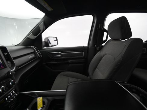 Used 2021 RAM 1500 Big Horn image 35