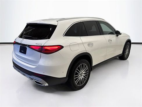 Certified 2025 Mercedes-Benz GLC 300 GLC 300 image 5