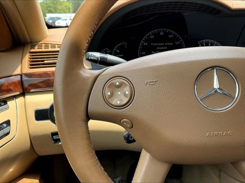 Used 2007 Mercedes-Benz S 550 4MATIC image 11