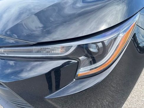 Used 2024 Toyota Corolla LE FWD image 9