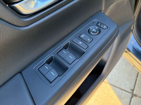 Used 2025 Honda CR-V Sport-L image 11