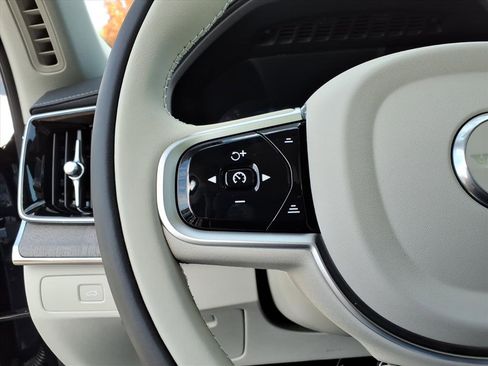 New 2026 Volvo XC90 B6 Ultra w/ Protection Package AWD/4WD image 23