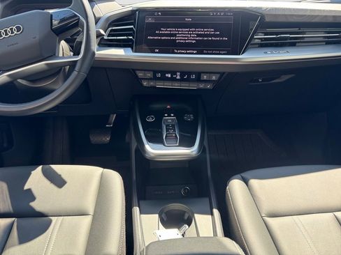 Used 2024 Audi Q4 e-tron Premium Plus w/ Premium Plus RWD image 11