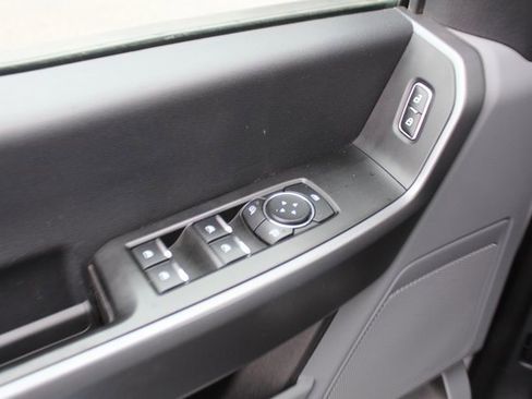 Used 2025 Ford F250 XLT image 33