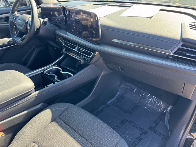 Certified 2026 Chevrolet Traverse LT FWD image 5