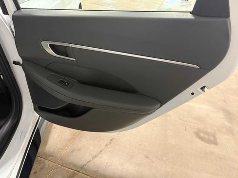 Used 2020 Hyundai Sonata SEL w/ Premium + Sunroof Package FWD image 27