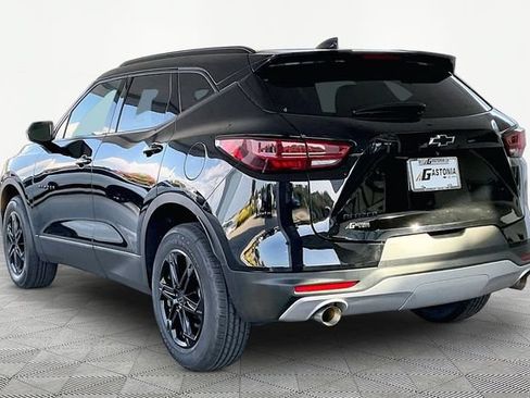 Used 2023 Chevrolet Blazer LT w/ Convenience Package FWD image 4